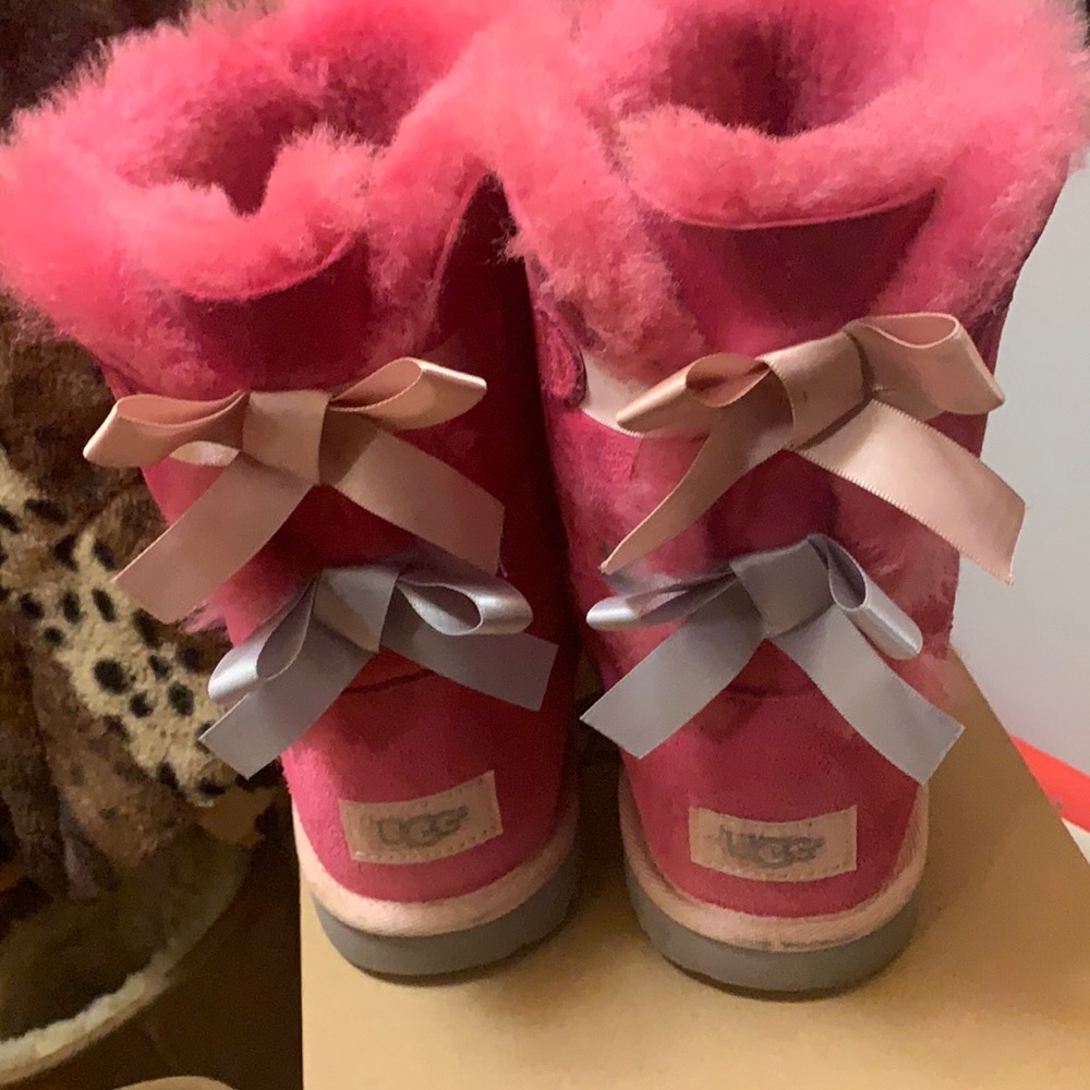 Pink Uggs